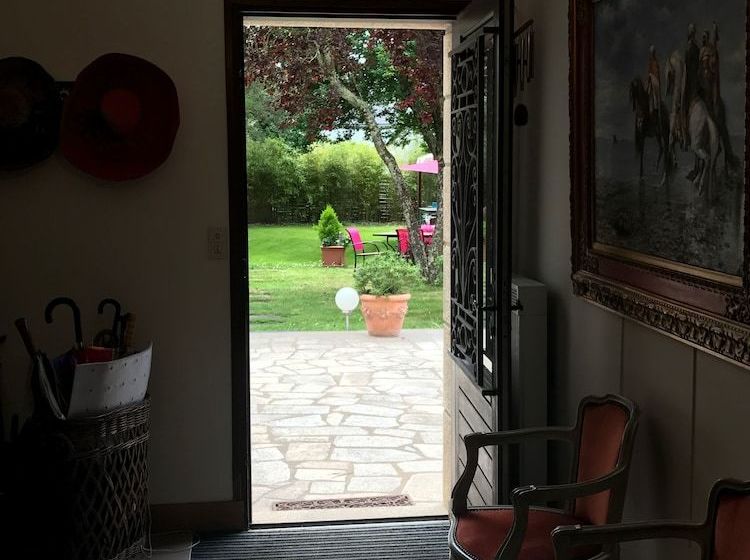 膳宿费 Le Chemin Des Iles