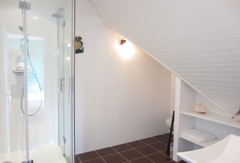 膳宿费 Le Chemin Des Iles