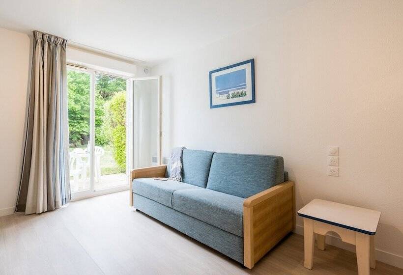 住所  Résidence Pierre & Vacances La Voile D Or