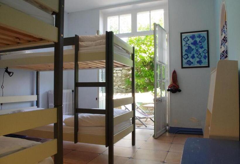 Cassis Hostel Les Heures Claires