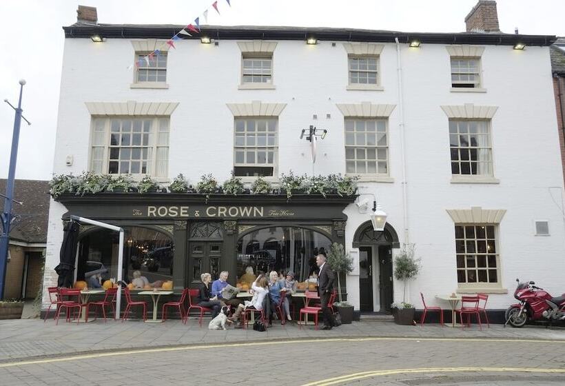 مسافرخانه The Rose And Crown