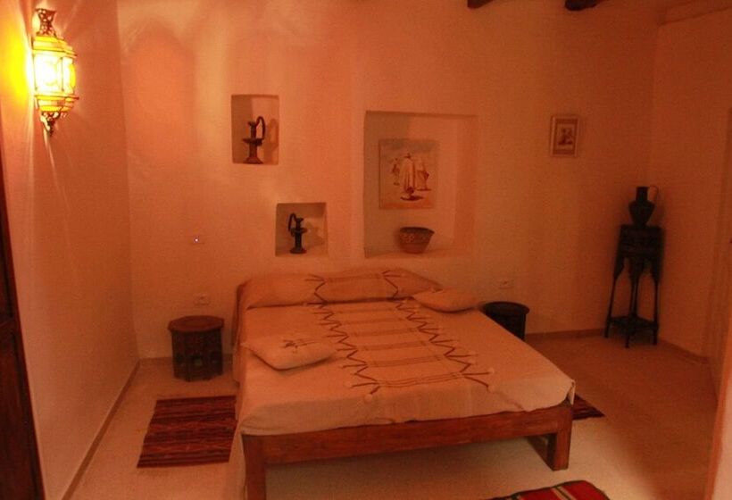 بنسيون Dar Lola