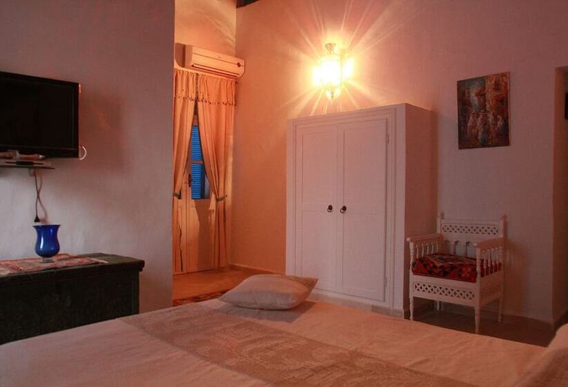 بنسيون Dar Lola