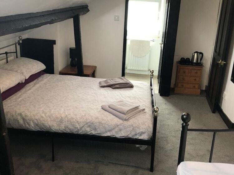 The White Hart Inn