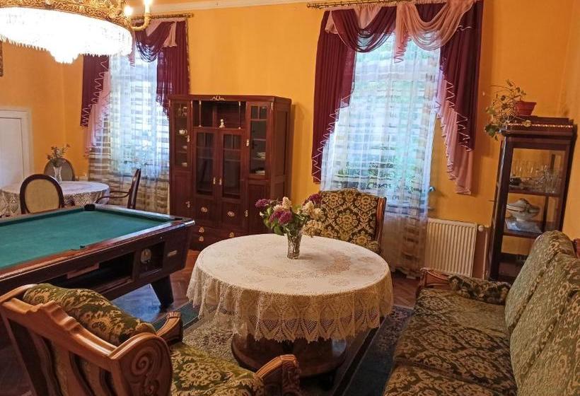 Schronisko вілла графа