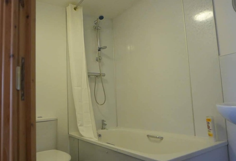 فندق فئة نجمة واحدة Manor House Hotel And Restaurant