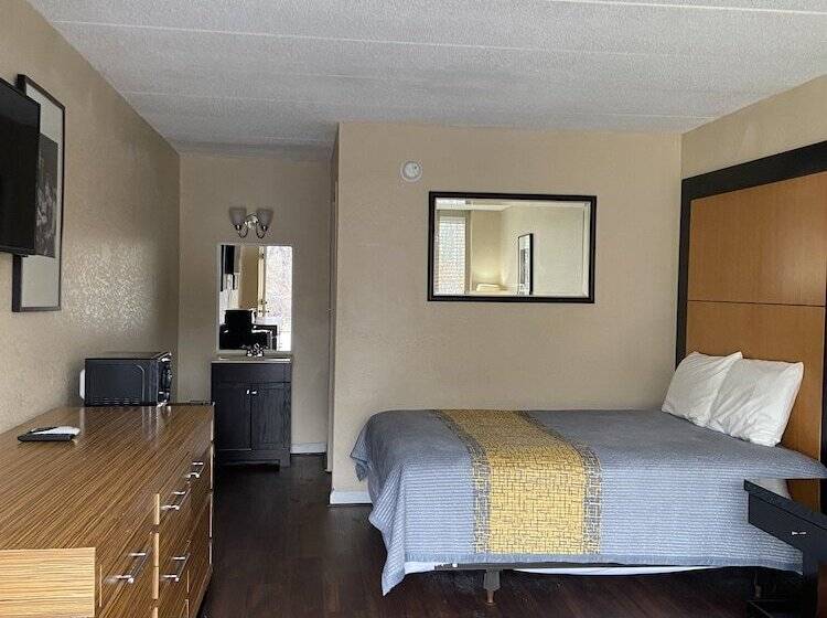 בית מלון כפרי Apm Inn And Suites