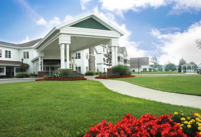 Отель Essenhaus Inn & Conf. Center