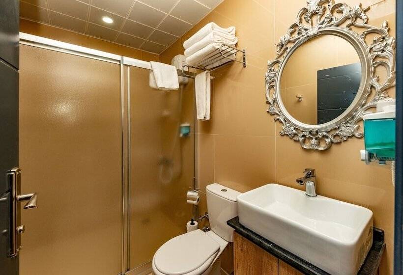 هتل Linda Expo Palace