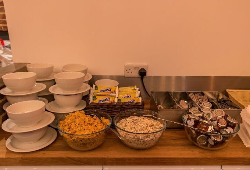 هتل London City Airport