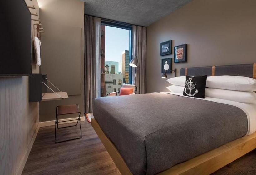 هتل Moxy San Diego Gaslamp Quarter