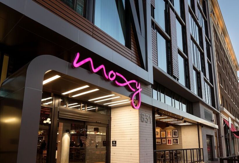 هتل Moxy San Diego Gaslamp Quarter