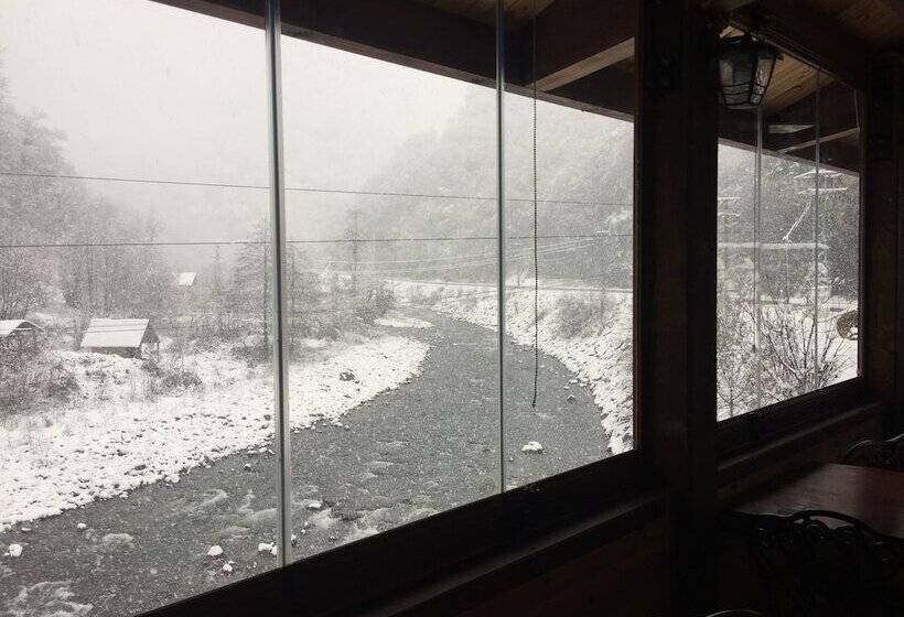 בית מלון כפרי Pordanis