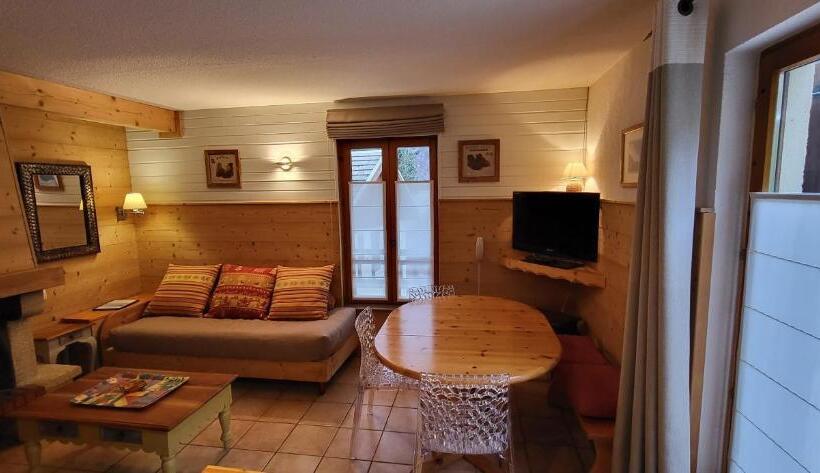Locations Appartements & Chalets   Village Piéton, Vue Glaciers