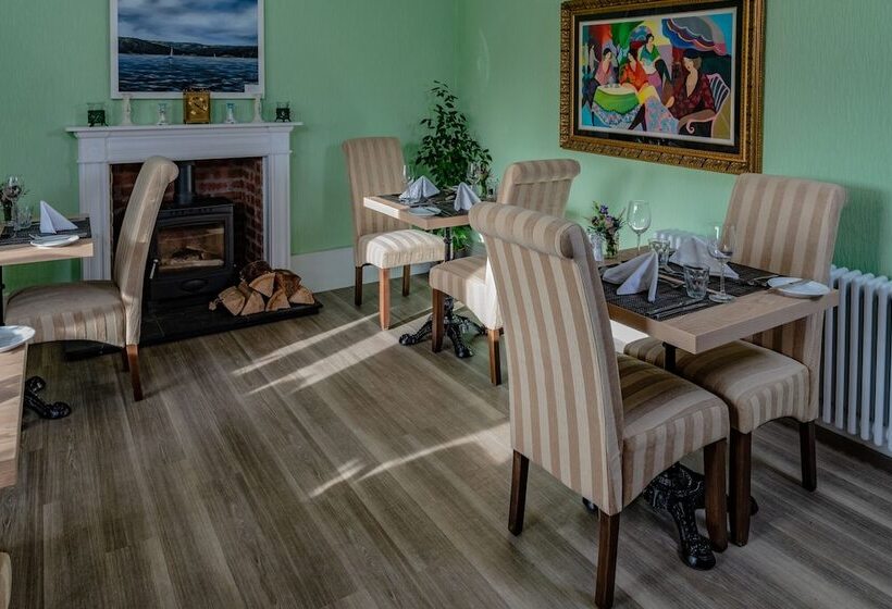 پانسیون Carradales Luxury Guest House