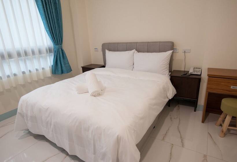 پانسیون Hyatt Inn