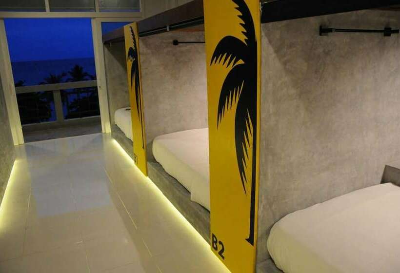 Oasis Hotel Pods   Adults Only   Hostel