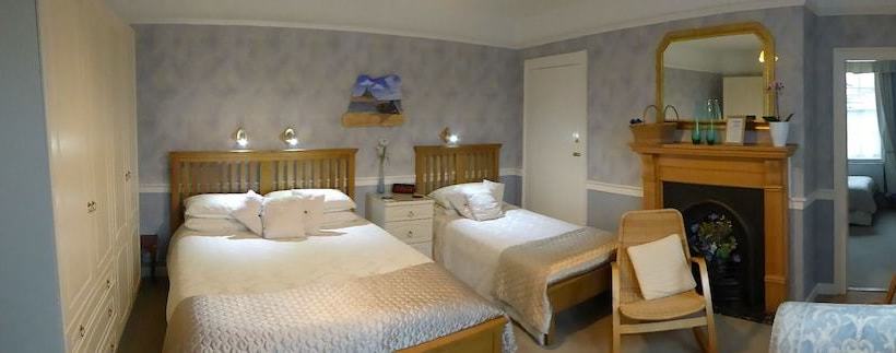 Bed and Breakfast Alannah House