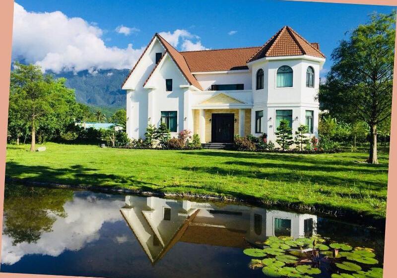 تختخواب و صبحانه Gihak Homestay