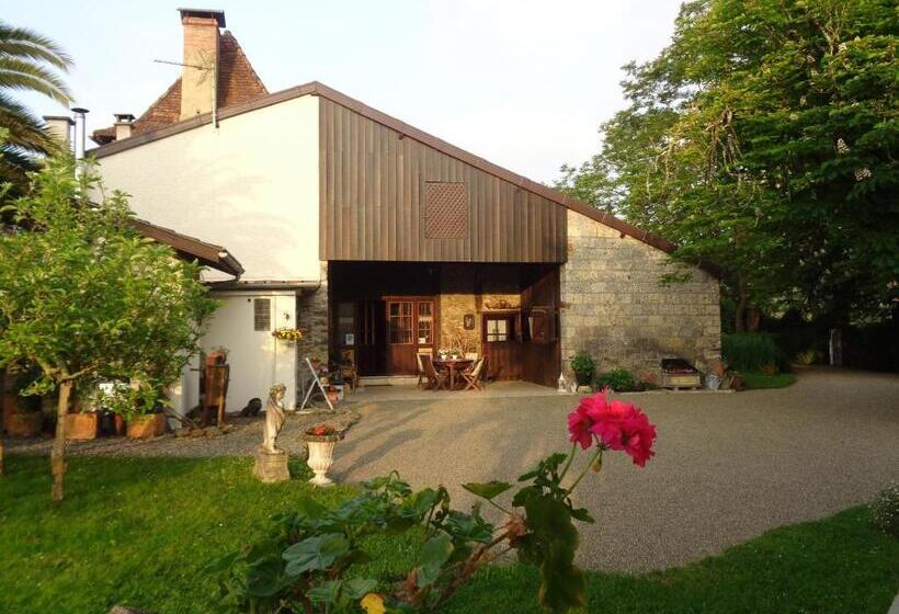 민박 Maison D Hôtes Léchémia