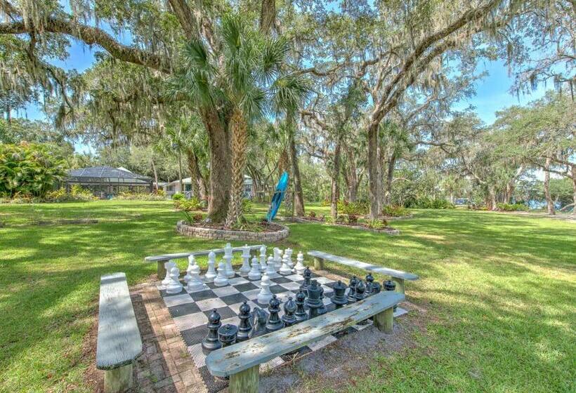 مبيت وإفطار Riverbend Retreat   Fla