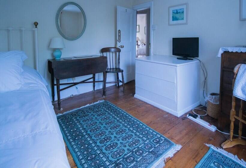 مبيت وإفطار S. Howard Guesthouse