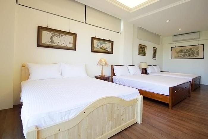 تختخواب و صبحانه Stone House Homestay