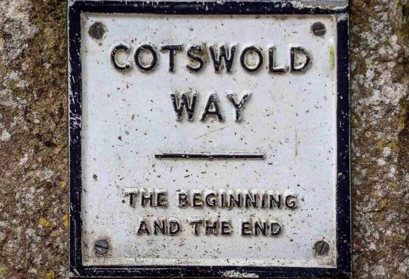 Camside, Chipping Campden   Taswell Retreats