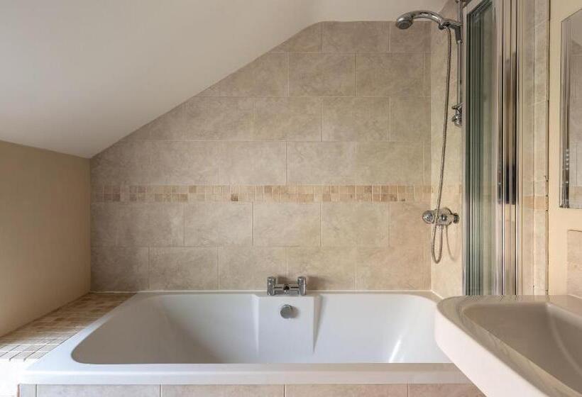 Camside, Chipping Campden   Taswell Retreats