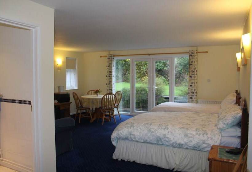 Courtlands Nurseries B&b