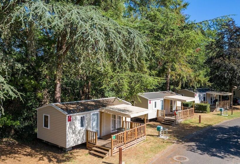 בית מלון כפרי Camping De Bourges
