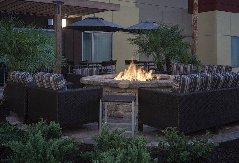 Отель Towneplace Suites By Marriott Titusville Kennedy Space Center