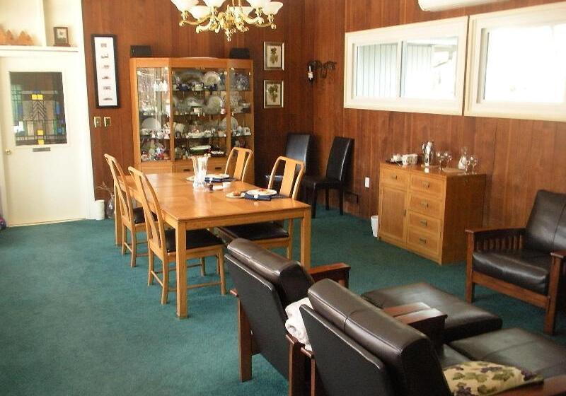 Inn The Woods Bed And Breakfast