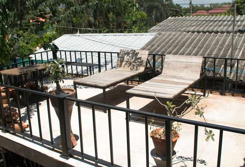 بنسيون Ban Bua House 1