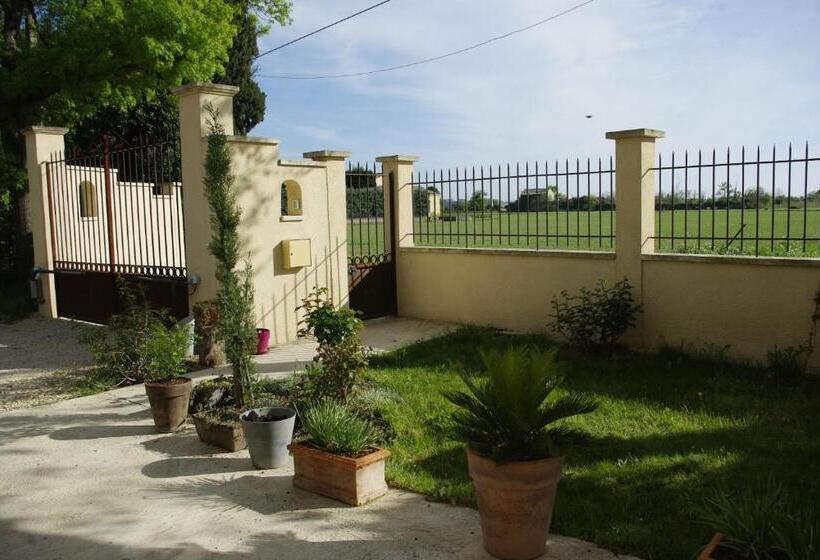 פנסיון Mas Des Rabasses