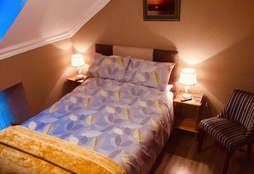 بنسيون Pisgah Guesthouse