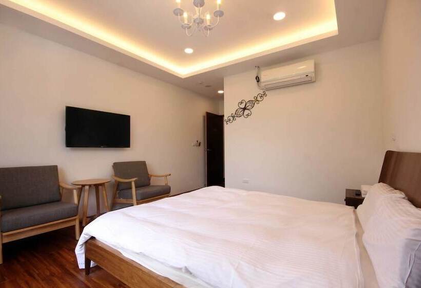 Song Yue Bed & Breakfast