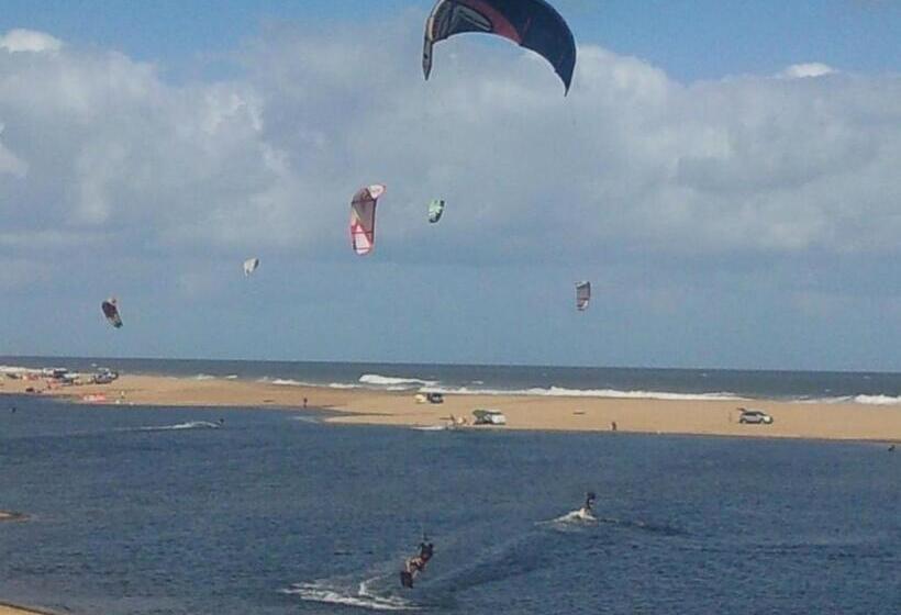 مسافرخانه Posada Azul Marino