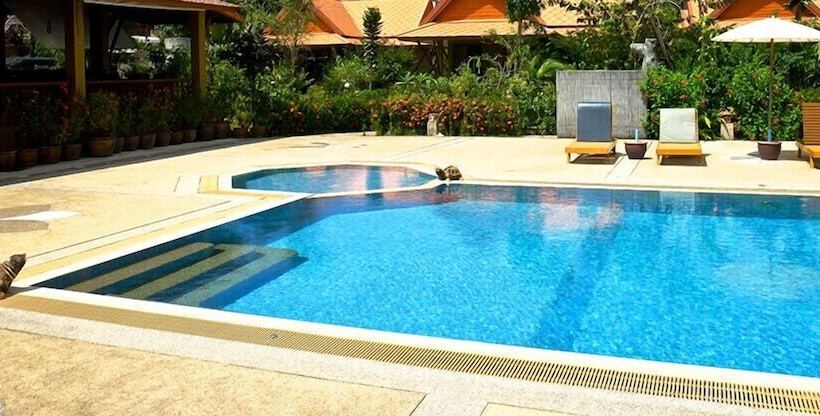 Отель Gerd And Noi Resort Khao Lak