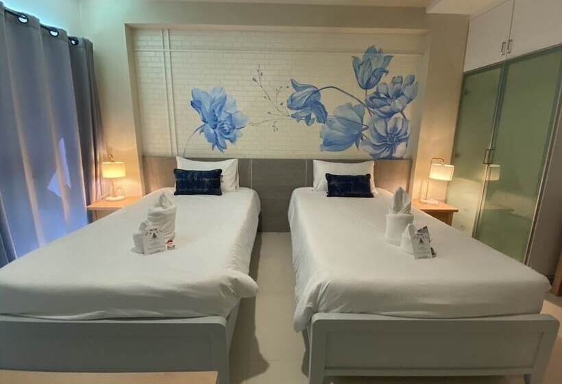 هتل Phi Phi Indigo