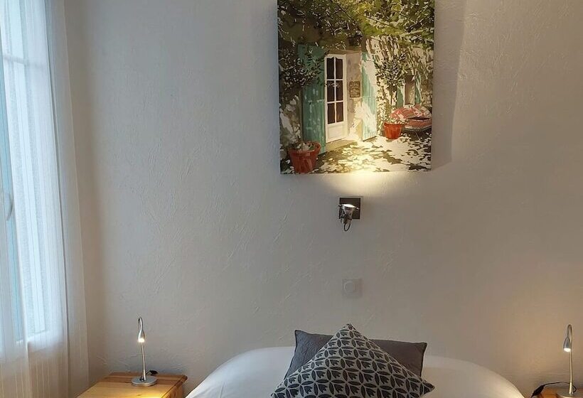 ホテル Restaurant Le Goût Des Hôtes