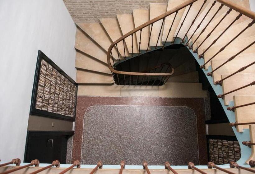 پانسیون Les Suites Du 17