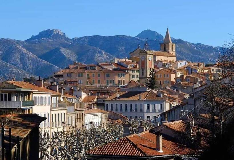 تختخواب و صبحانه Chez Vero   Chambre D Hôte Privée   Proche Cassis Ste Baume Marseille   Parking