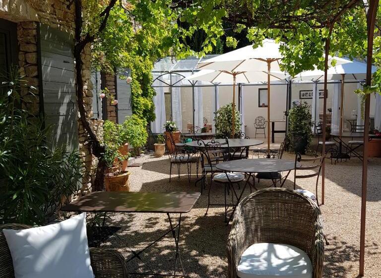 تختخواب و صبحانه Le Mas Vigneron