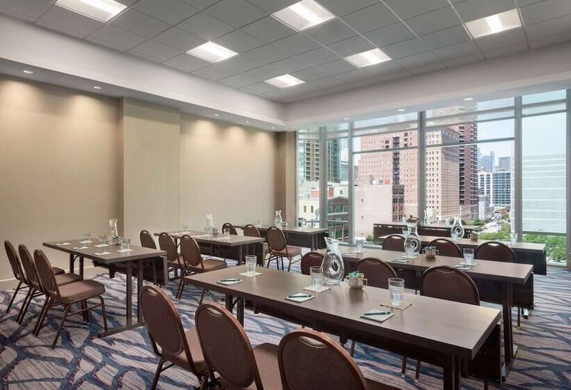בית מלון כפרי Hilton Garden Inn Chicago Downtown South Loop