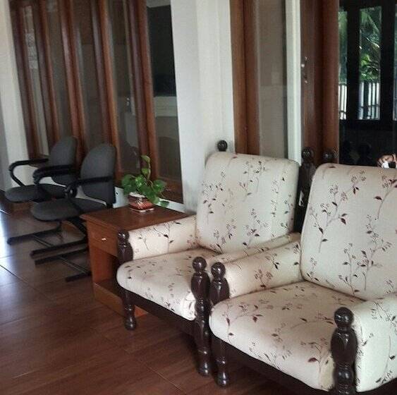 هتل Siri Apartment