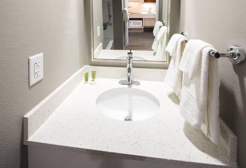 Отель Uptown Suites Extended Stay Denver Co  Westminster