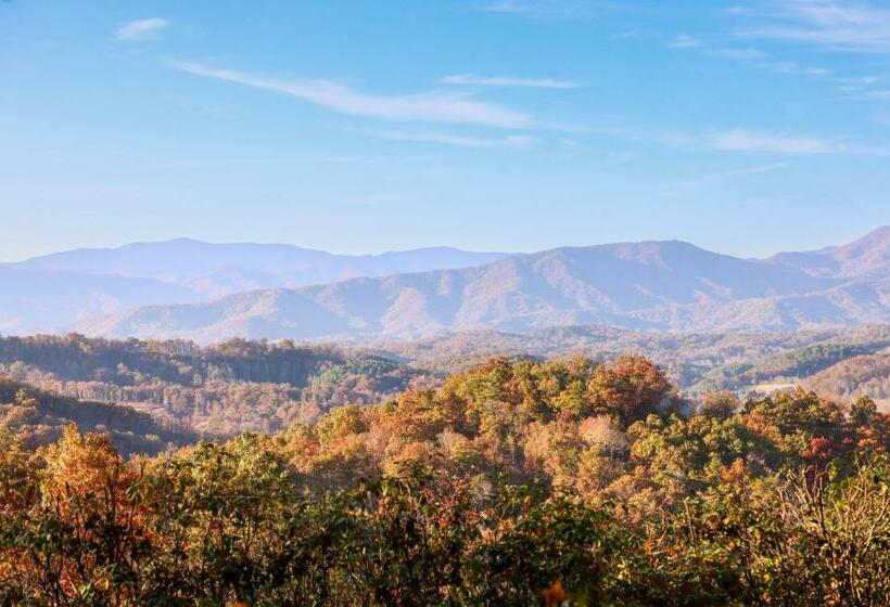Bed and Breakfast Outland Chalet & Suites Great Smoky Mountains