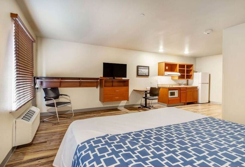 فندق Econo Lodge