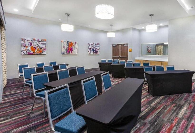 호텔 La Quinta By Wyndham Houston East At Sheldon Rd